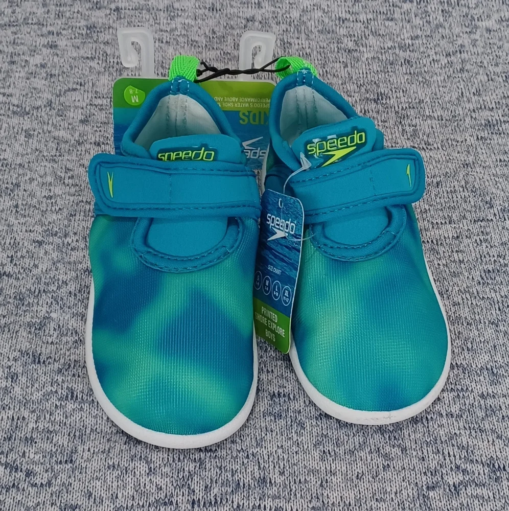 Speedo Blue Water Shoes Sleek Design Comfortable Fit!